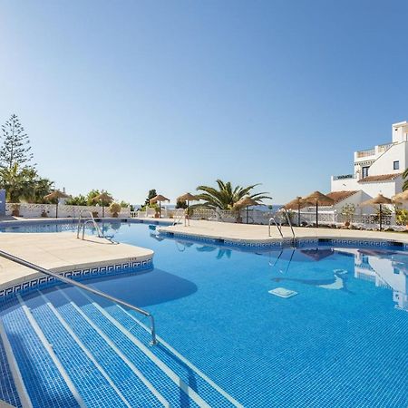 Апартаменты Capistrano Playa Нерха Экстерьер фото